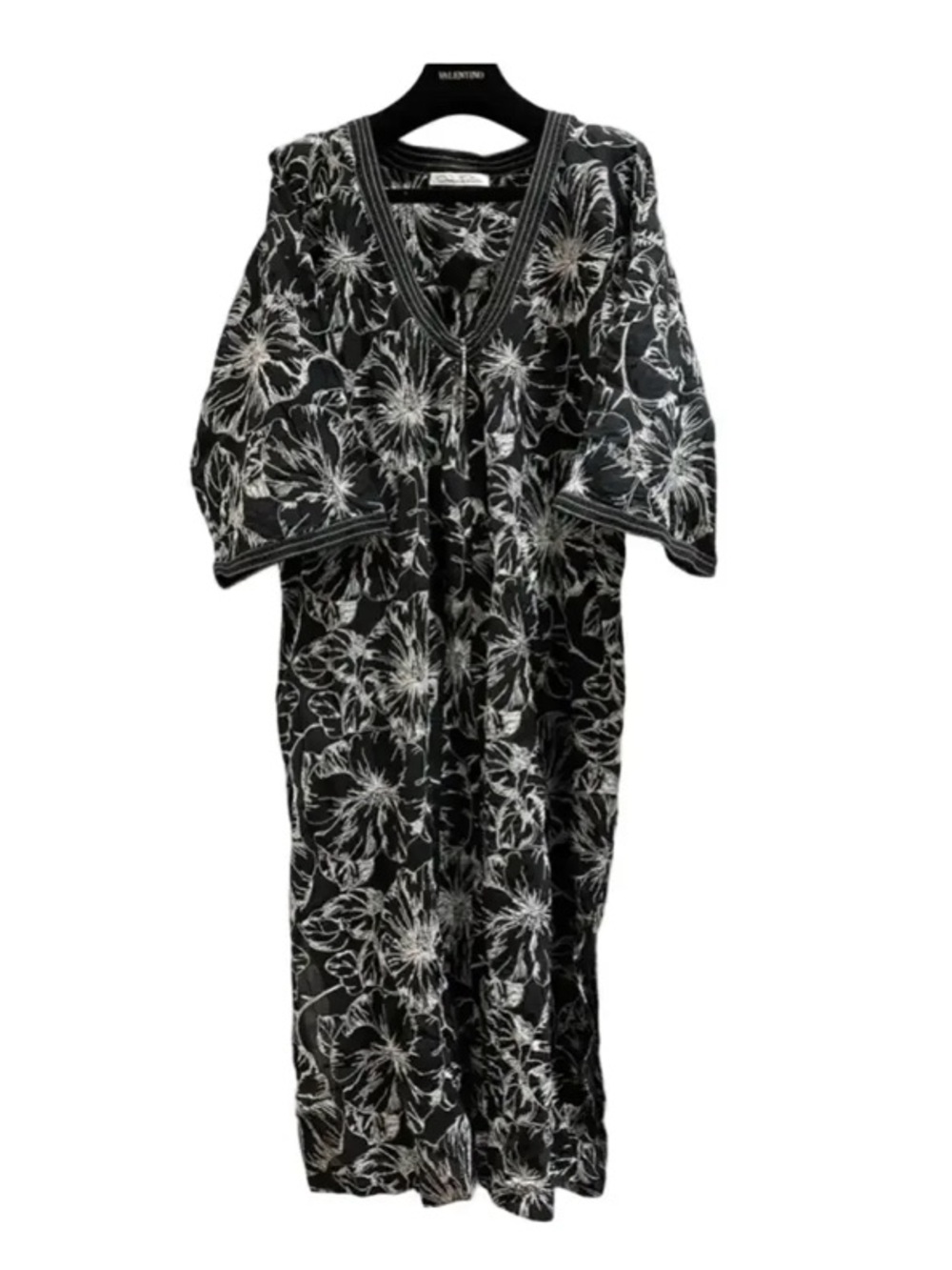 Oscar De La Renta black and white embroidered flower kimono